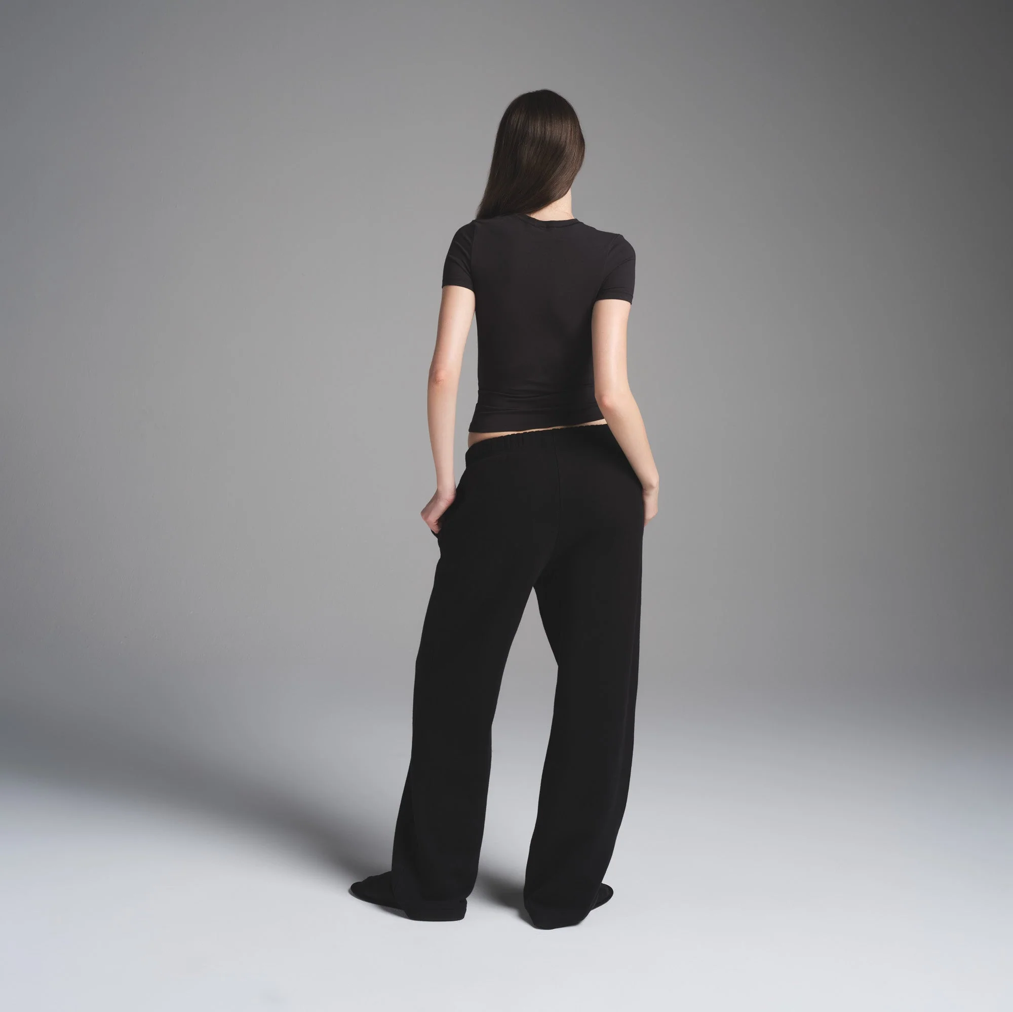 COTTON FLEECE CLASSIC STRAIGHT LEG PANT | ONYX - Image 7