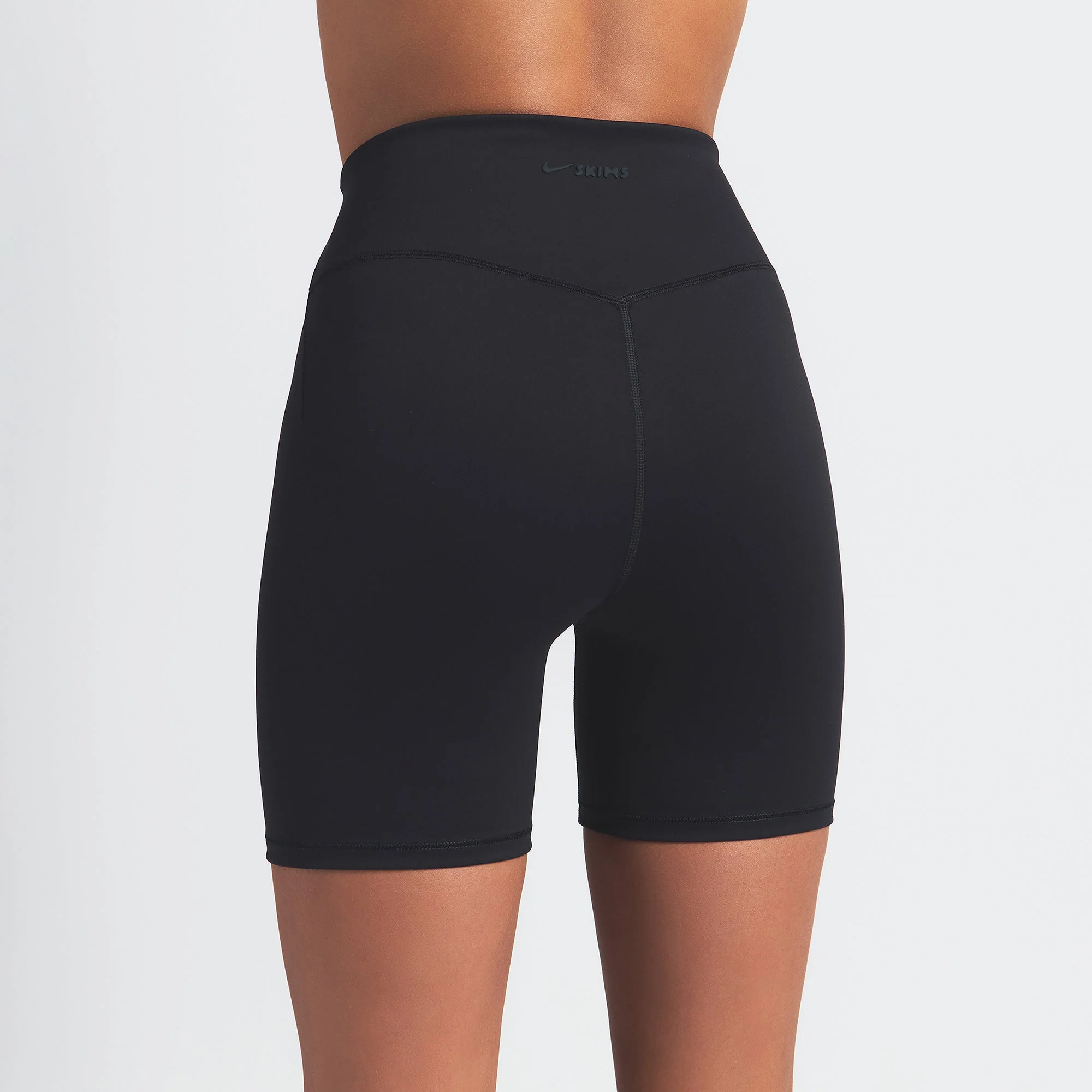 NikeSKIMS MATTE 5" BIKER SHORT | OBSIDIAN - Image 3