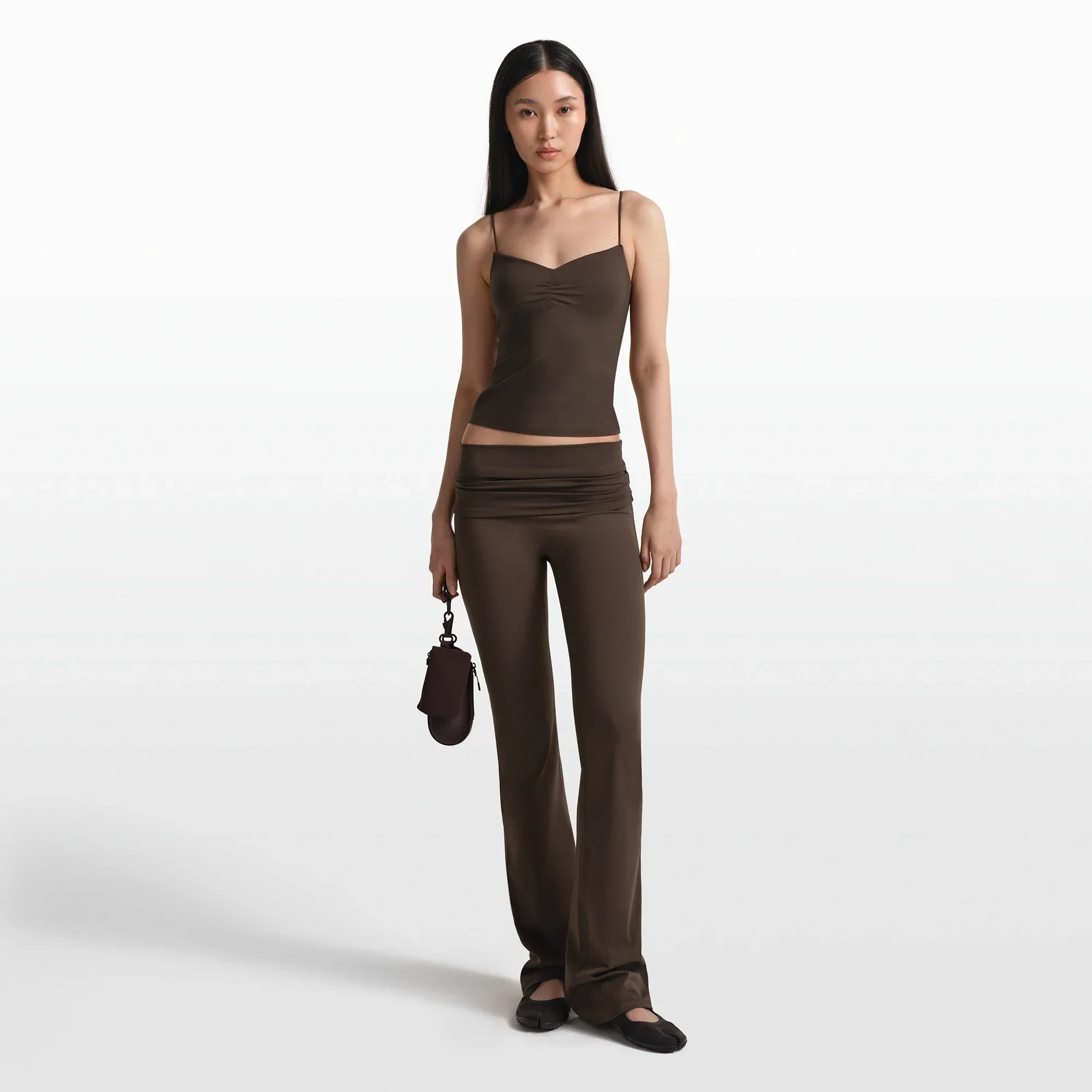 NikeSKIMS MATTE FOLDOVER WB SLIM FLARE 33 INCH LEGGING | DARK SEPIA