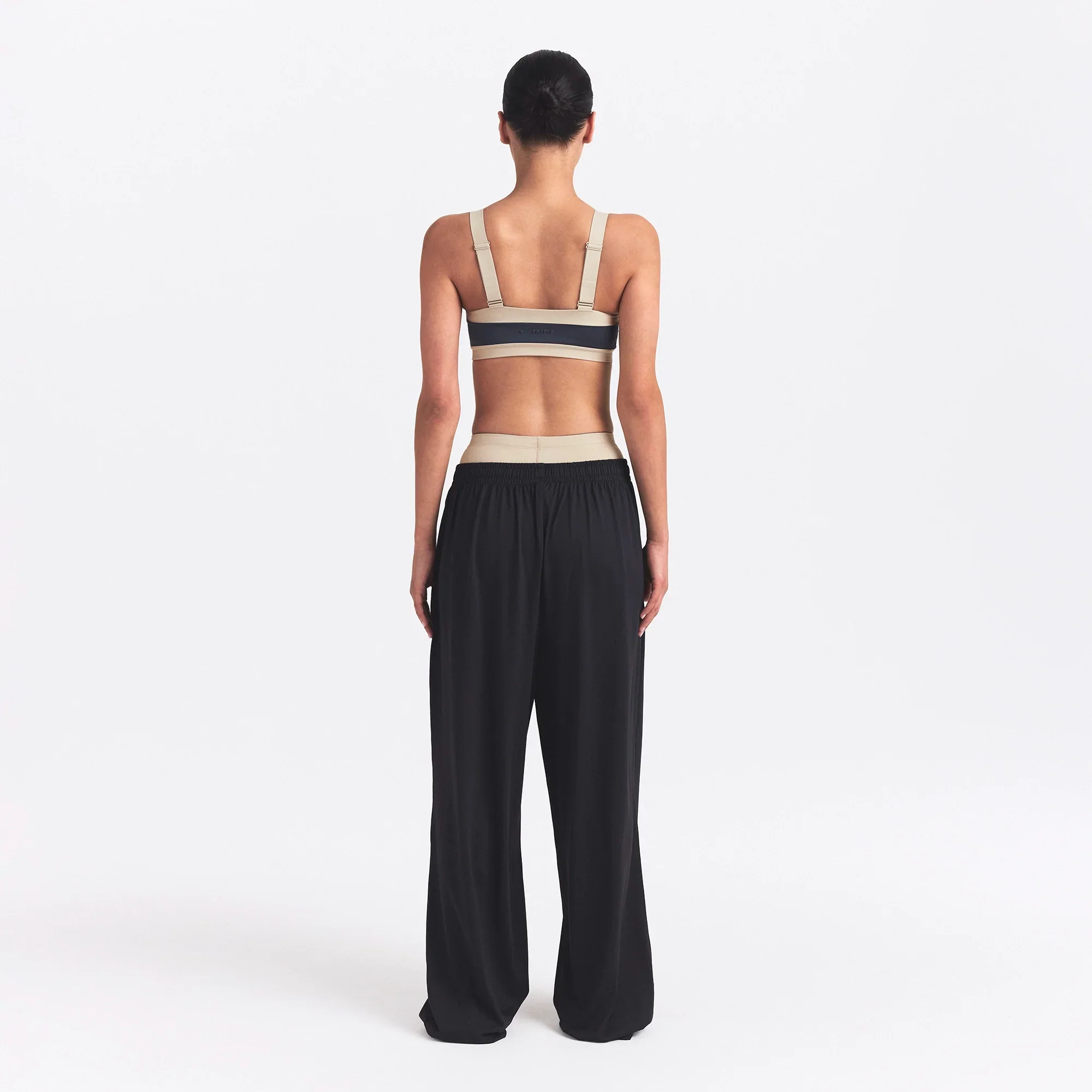 NikeSKIMS MATTE SHINE MIX STRAIGHT NECK BRA | DEEP ROYAL AND STONE - Image 3