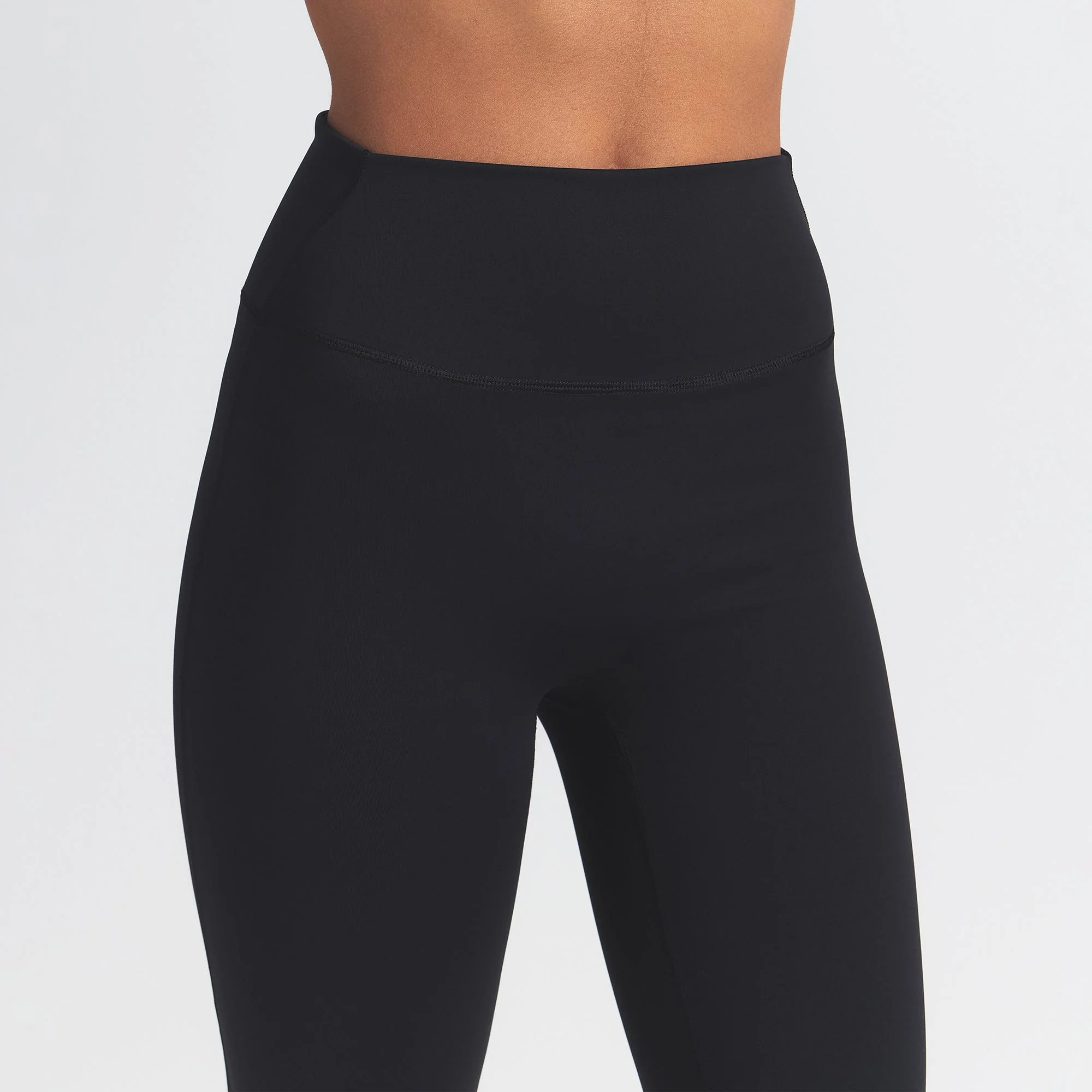 NikeSKIMS MATTE SLIM FLARE LEGGING | OBSIDIAN - Image 2