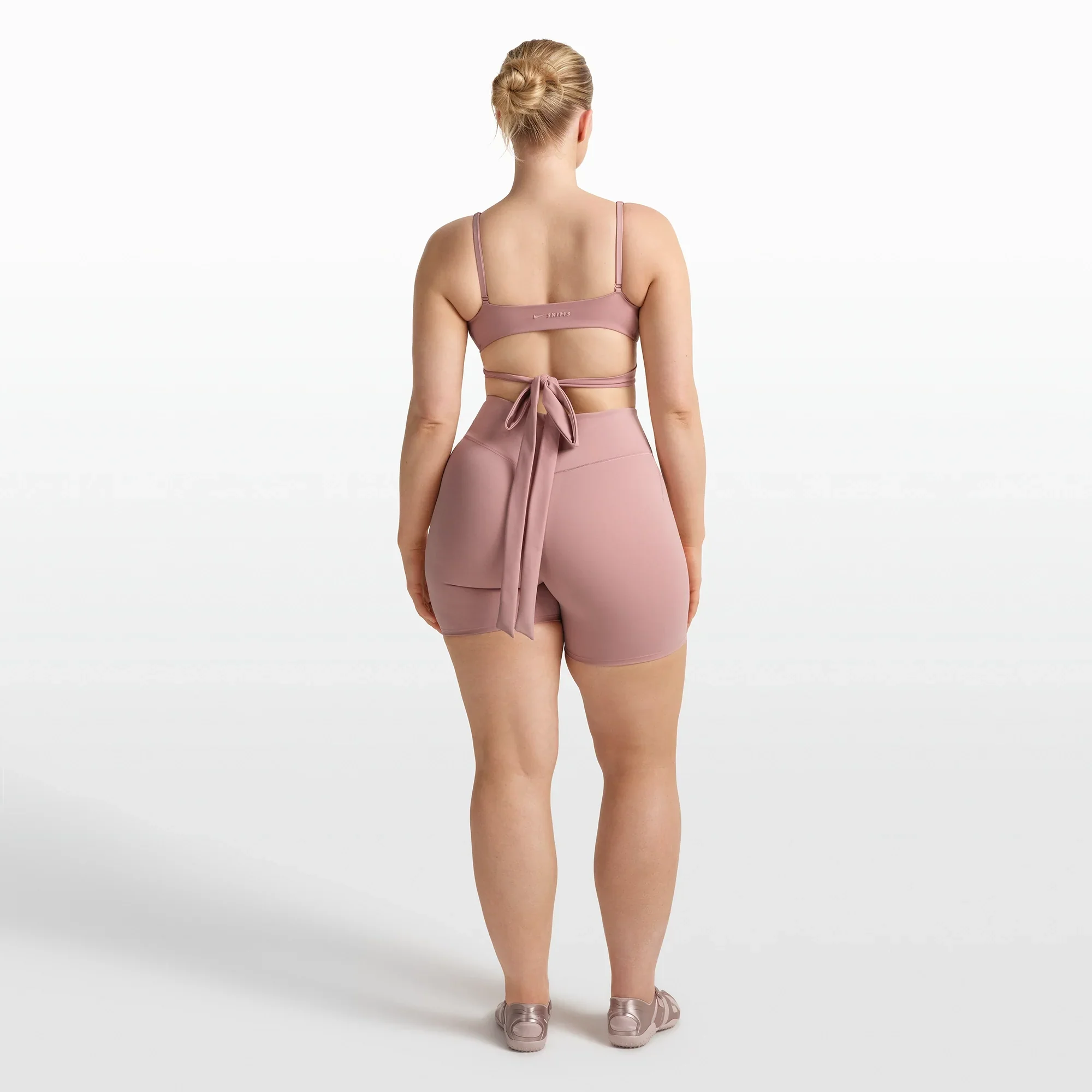 NikeSKIMS MATTE WRAP FRONT BRA | HIMALAYAN - Image 4