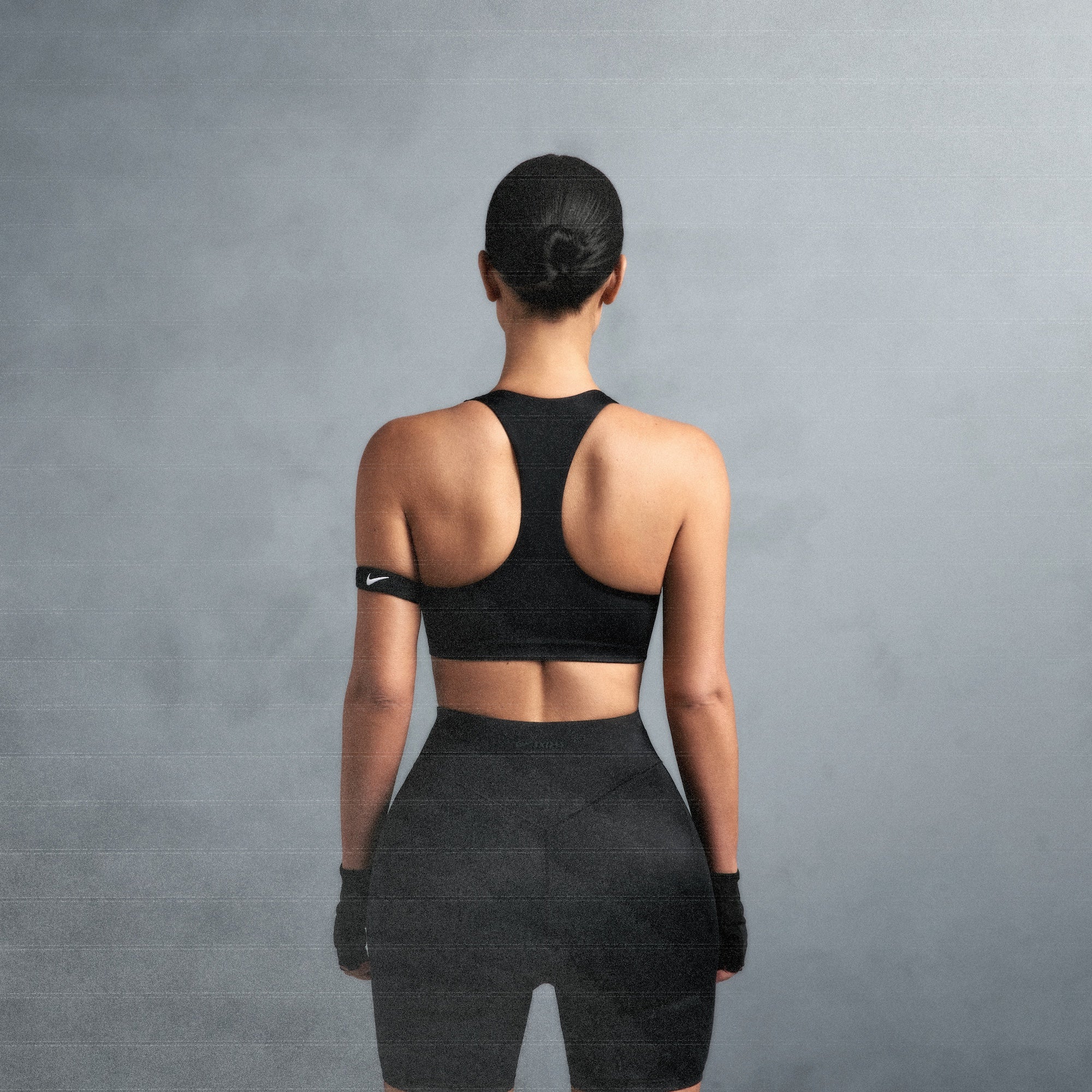 NikeSKIMS SHINE RACER BACK BRA | OBSIDIAN - Image 4