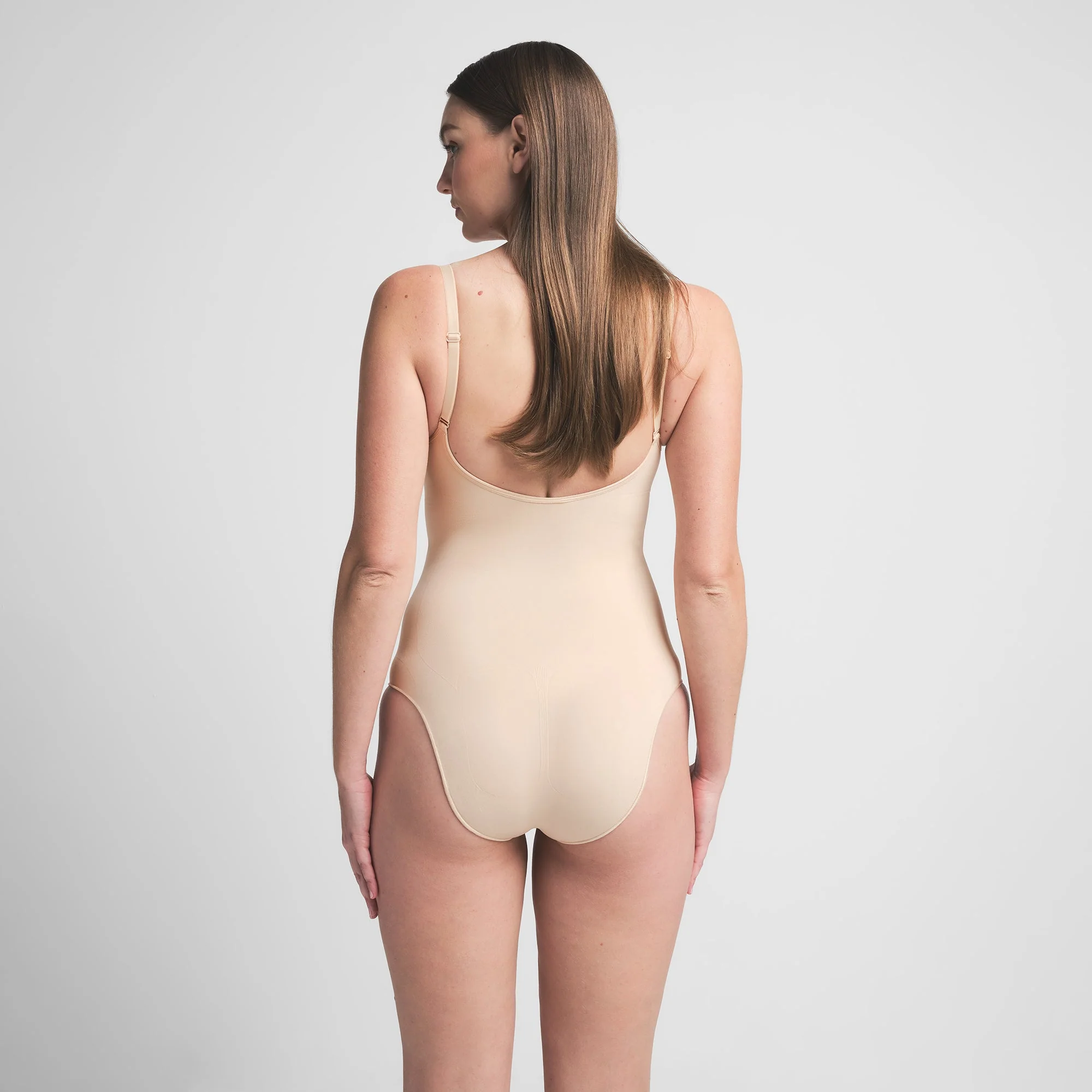 SEAMLESS SCULPT BRIEF BODYSUIT | SAND - Image 4