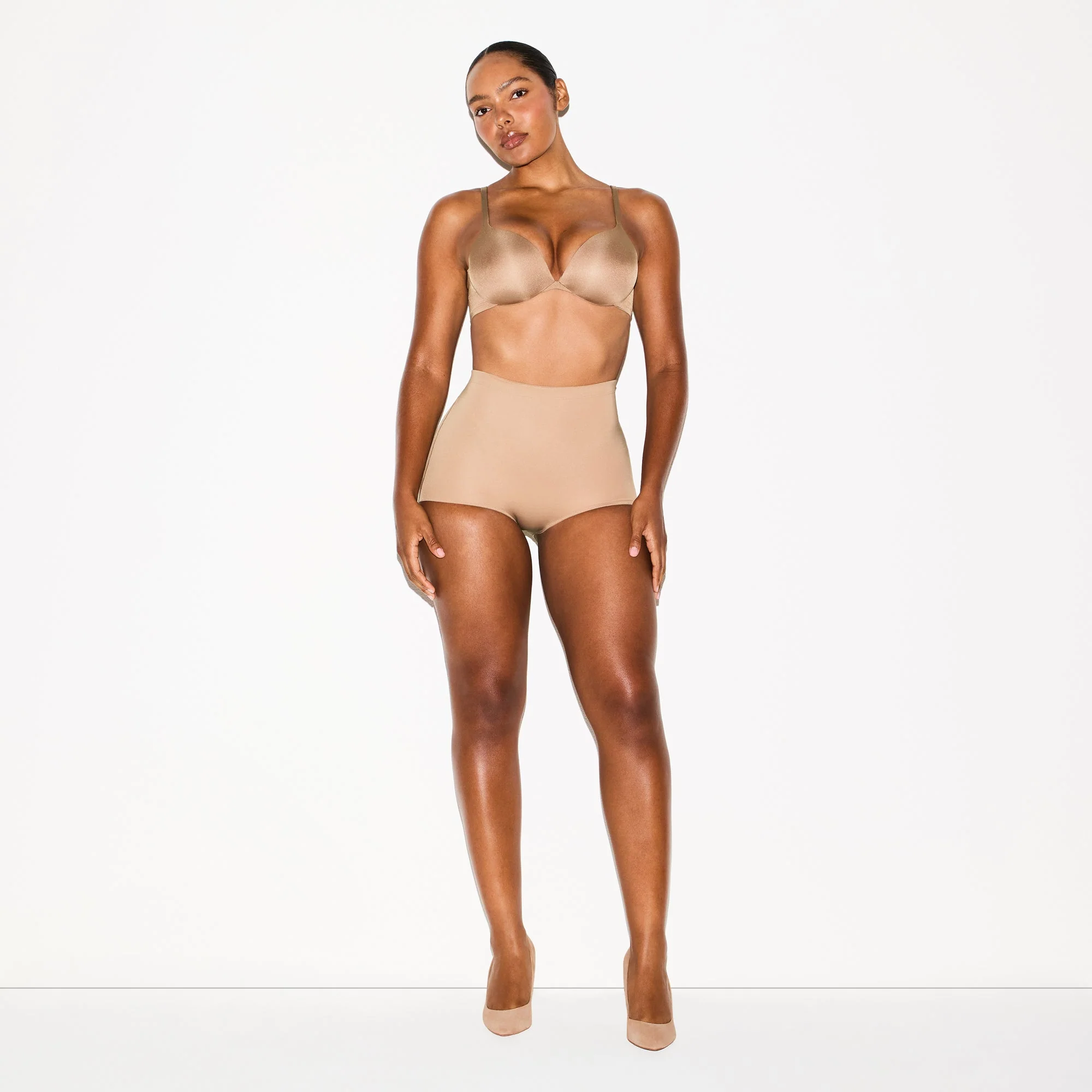 SKIMS BODY BUTT ENHANCING PADDED BRIEF | SIENNA - Image 3