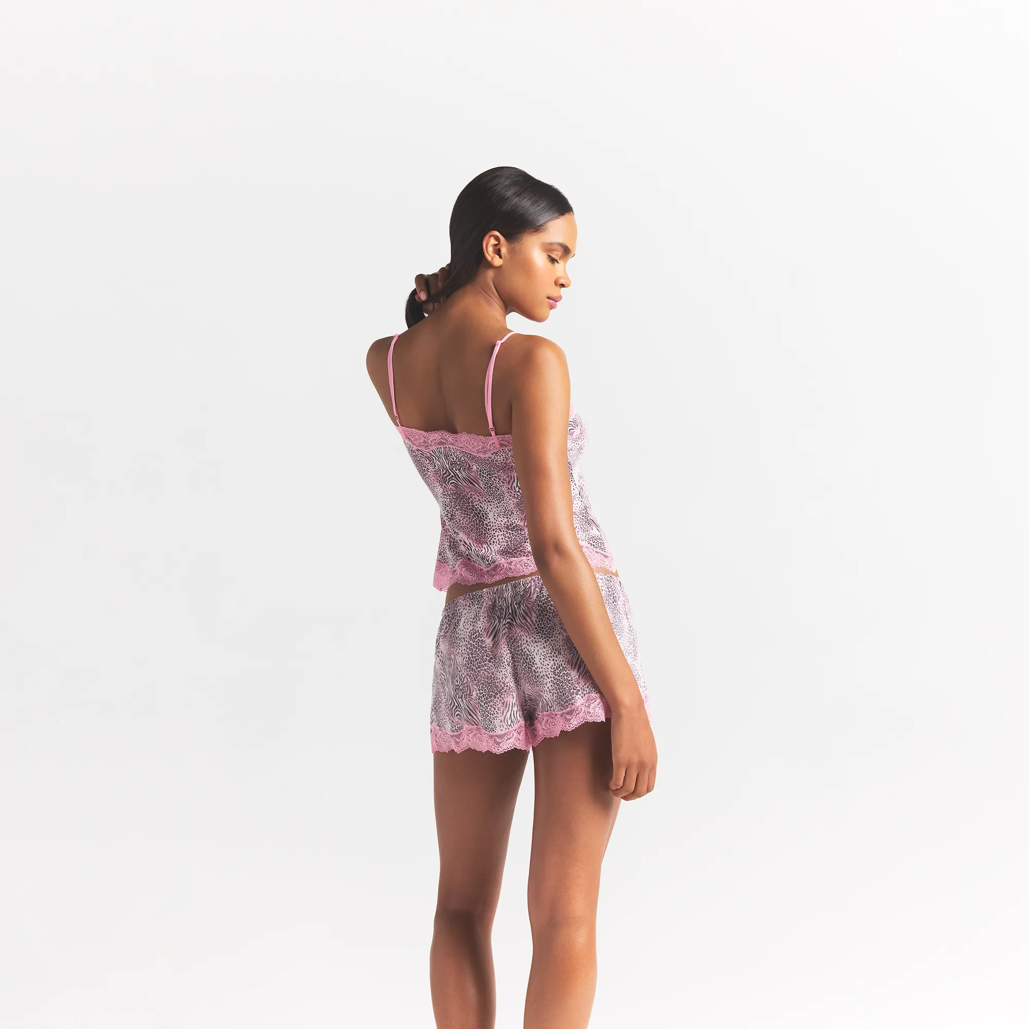 SKIMS SLEEP LACE CAMI AND SHORT SET | BLOOM MINI MULTI ANIMAL - Image 4
