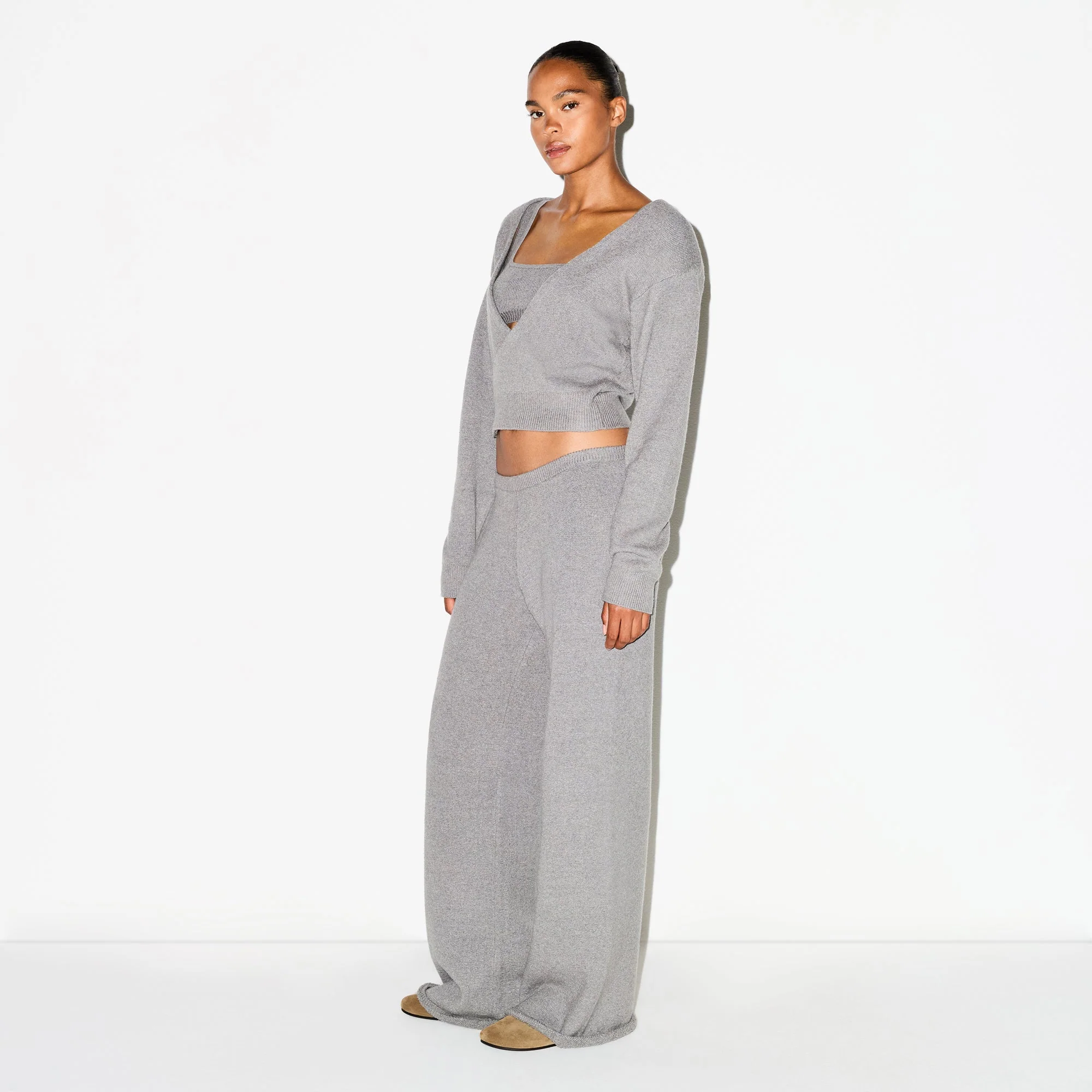 TEXTURED KNIT RELAXED PANT | DARK HEATHER GREY - Image 2