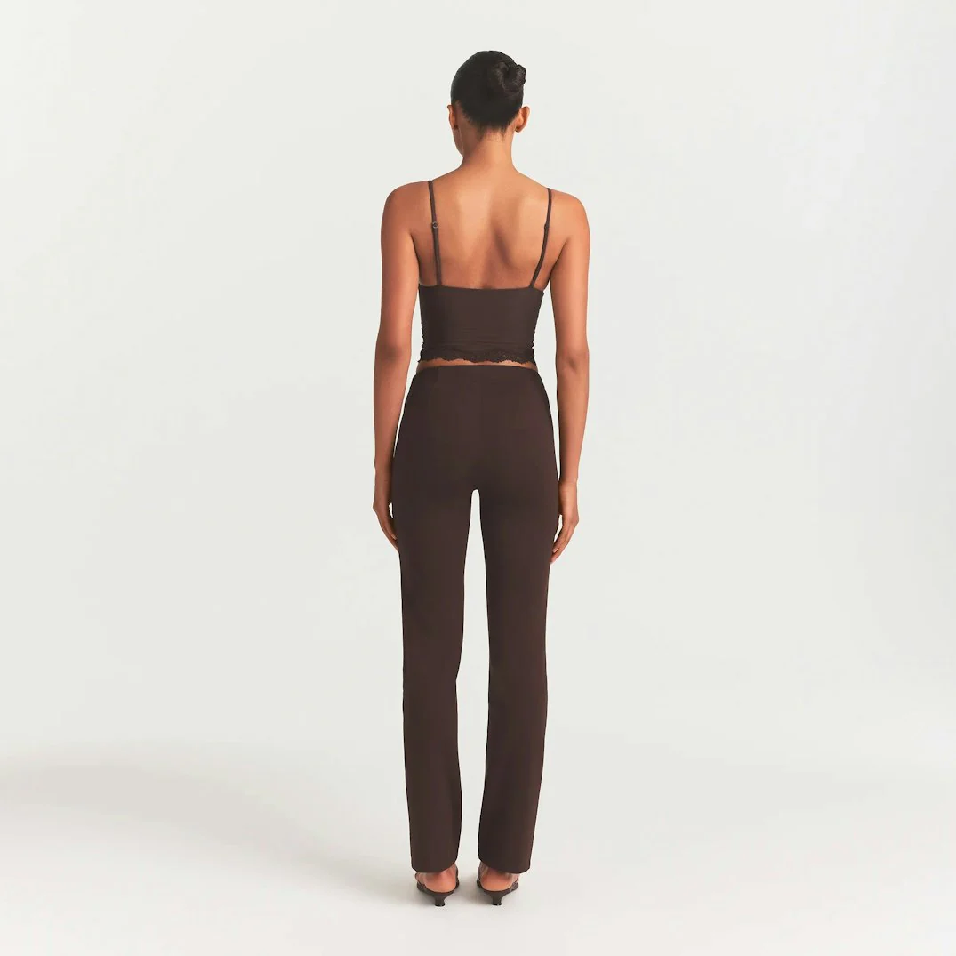 THE ESSENTIAL COLLECTION HIGH-WAISTED PINTUCK STRAIGHT PANT | ESPRESSO - Image 3