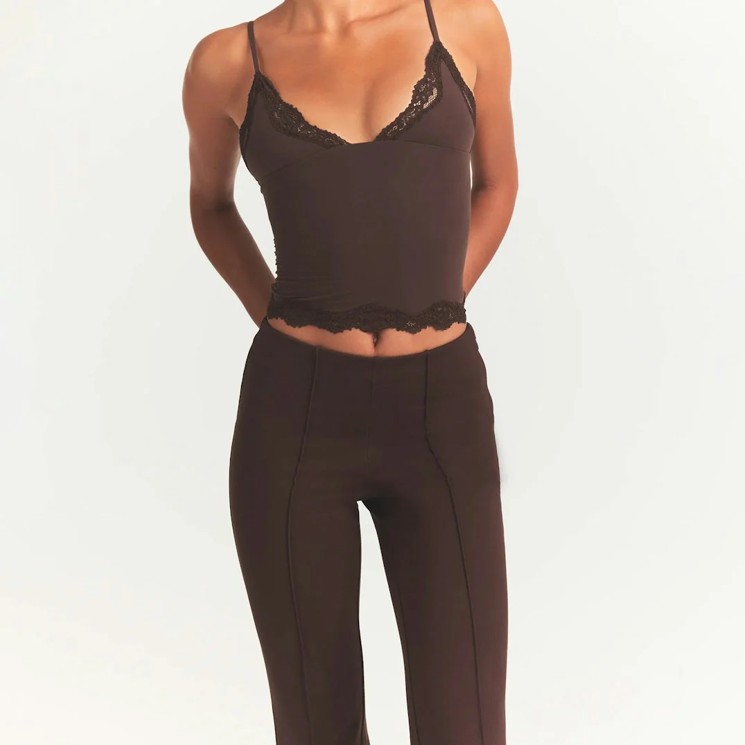 THE ESSENTIAL COLLECTION HIGH-WAISTED PINTUCK STRAIGHT PANT | ESPRESSO - Image 4